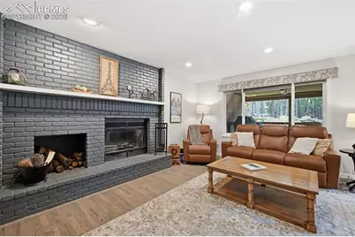 7585 Juniper Drive, Colorado Springs, CO 80908 - Photo 5