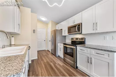 6609 Cottonwood Grove Drive, Colorado Springs, CO 80925 - Photo 11