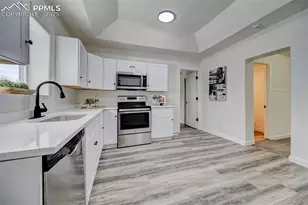 1108 Cedar St, Pueblo, CO 81004 - Photo 9