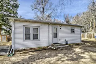 2428 E Monument St, Colorado Springs, CO 80909 - Photo 23