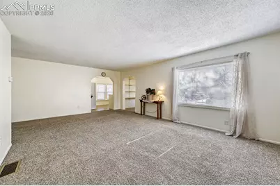 2428 E Monument Street, Colorado Springs, CO 80909 - Photo 9