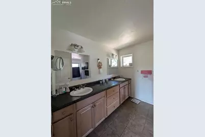 15050 Sun Hills Drive, Colorado Springs, CO 80921 - Photo 13
