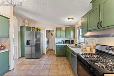 23750 Jayhawk Avenue, Colorado Springs, CO 80928 - Photo 11