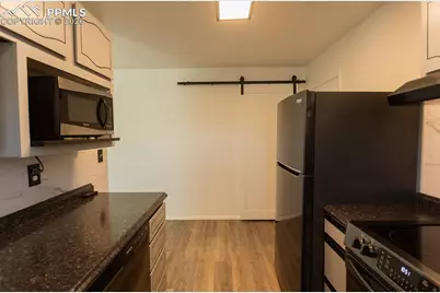2205 N Chestnut Street, Colorado Springs, CO 80907 - Photo 7