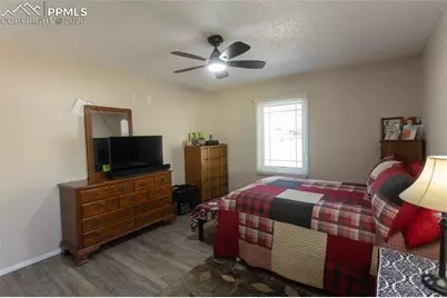2205 N Chestnut Street, Colorado Springs, CO 80907 - Photo 9