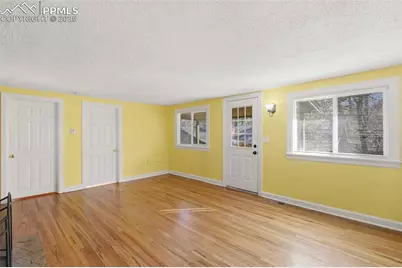 2002 Oak Way, Colorado Springs, CO 80906 - Photo 7