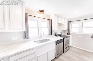 728 Bonfoy Ave, Colorado Springs, CO 80909 - Photo 3