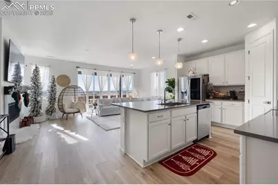 2530 Torino Way, Pueblo, CO 81001 - Photo 7