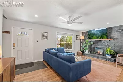 3002 Greenwood Circle, Colorado Springs, CO 80910 - Photo 5