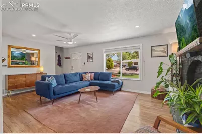 3002 Greenwood Circle, Colorado Springs, CO 80910 - Photo 7