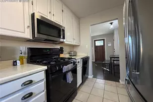 1508 W St Vrain St, Colorado Springs, CO 80904 - Photo 5