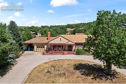11 Oak Place, Manitou Springs, CO 80829 - Photo 1