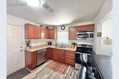 716 Quillian Avenue, Pueblo, CO 81005 - Photo 3