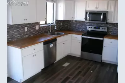 2315 Newcastle Drive, Pueblo, CO 81008 - Photo 5