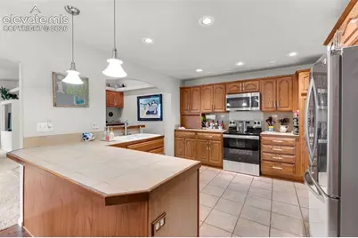 2935 Country Club Drive, Pueblo, CO 81008 - Photo 9