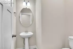 866 E Snyder Dr, Pueblo West, CO 81007 - Photo 17