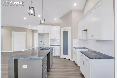 866 E Snyder Drive, Pueblo West, CO 81007 - Photo 13