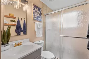 814 Paradise Ln, Colorado Springs, CO 80904 - Photo 23