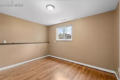 814 Paradise Lane, Colorado Springs, CO 80904 - Photo 29