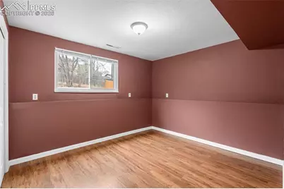 814 Paradise Lane, Colorado Springs, CO 80904 - Photo 31