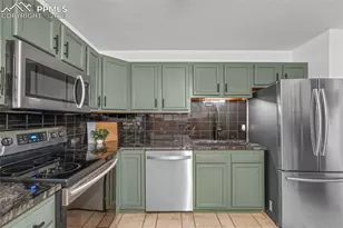 814 Paradise Ln, Colorado Springs, CO 80904 - Photo 13