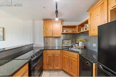 417 E Kiowa Street #405, Colorado Springs, CO 80903 - Photo 3