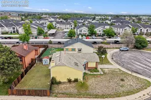 4376 Neal Ct, Colorado Springs, CO 80916 - Photo 7