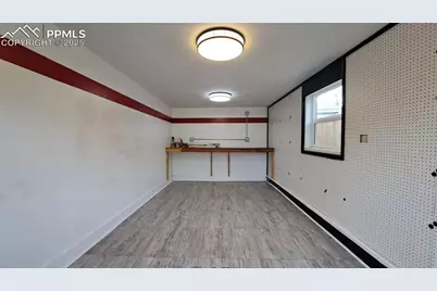 219 E Jefferson Street, Colorado Springs, CO 80907 - Photo 29