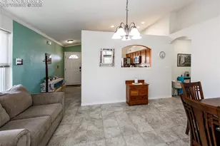 717 Edna Ln, Pueblo, CO 81005 - Photo 13