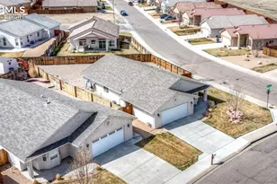 717 Edna Ln, Pueblo, CO 81005 - Photo 35