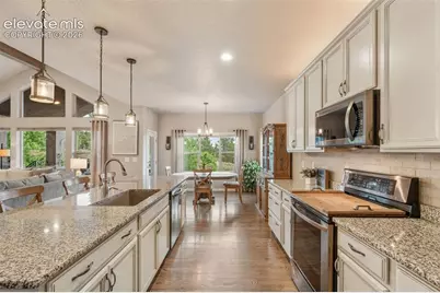 2835 Brogans Bluff Drive, Colorado Springs, CO 80919 - Photo 15