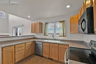8407 Weiscamp Rd, Peyton, CO 80831 - Photo 9