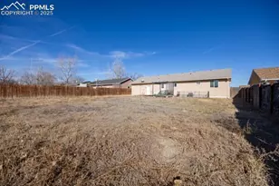 228 E Arvada Dr, Pueblo West, CO 81007 - Photo 23