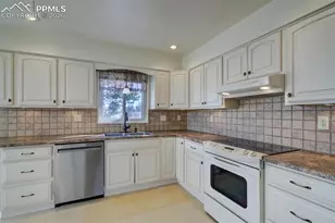 3707 Sheffield Ln, Colorado Springs, CO 80907 - Photo 9