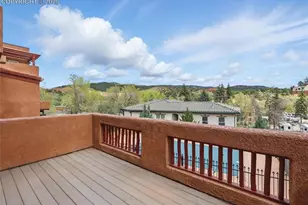 18 Taos Pl, Manitou Springs, CO 80829 - Photo 11