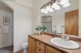 18 Taos Pl, Manitou Springs, CO 80829 - Photo 15