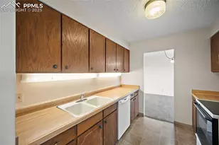 411 Lakewood Circle, Colorado Springs, CO 80910 - Photo 13