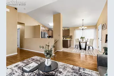 735 S Sterling Drive, Pueblo, CO 81007 - Photo 9