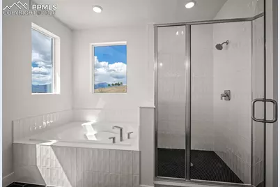 4415 Peak Crest View, Colorado Springs, CO 80918 - Photo 21