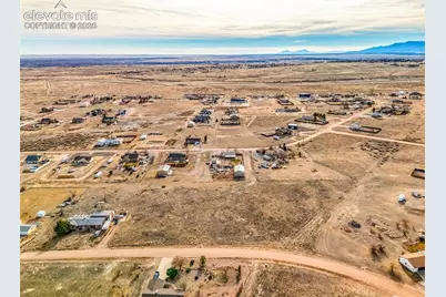 872 E Waverly Drive, Pueblo, CO 81007 - Photo 9