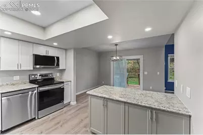 2140 Palm Drive, Colorado Springs, CO 80918 - Photo 7