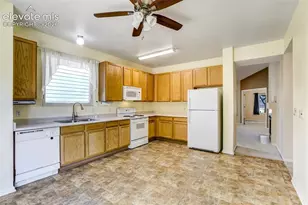 675 Prairie Star Cir, Colorado Springs, CO 80916 - Photo 15