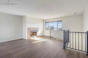 326 Mt View Ln, Colorado Springs, CO 80907 - Photo 7