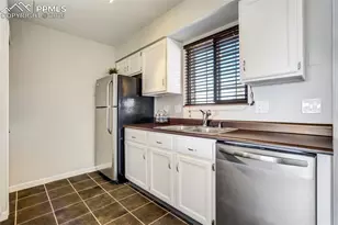 326 Mt View Ln, Colorado Springs, CO 80907 - Photo 17