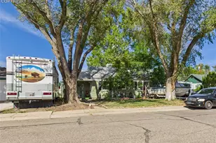115 Kenwood Dr, Pueblo, CO 81004 - Photo 3