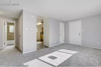 2921 Straus Lane, Colorado Springs, CO 80907 - Photo 7