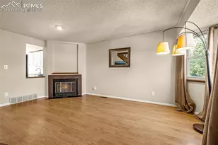 5520 Dunbar Ct, Colorado Springs, CO 80918 - Photo 5