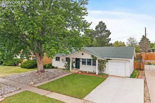 1334 Edith Ln, Colorado Springs, CO 80909 - Photo 3