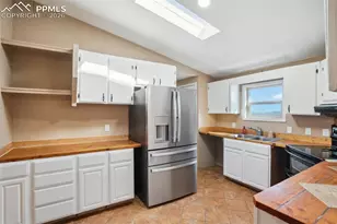 6670 Indian Village Heights, Fountain, CO 80817 - Photo 17