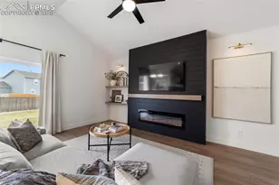 6849 Simcoe Dr, Colorado Springs, CO 80925 - Photo 7